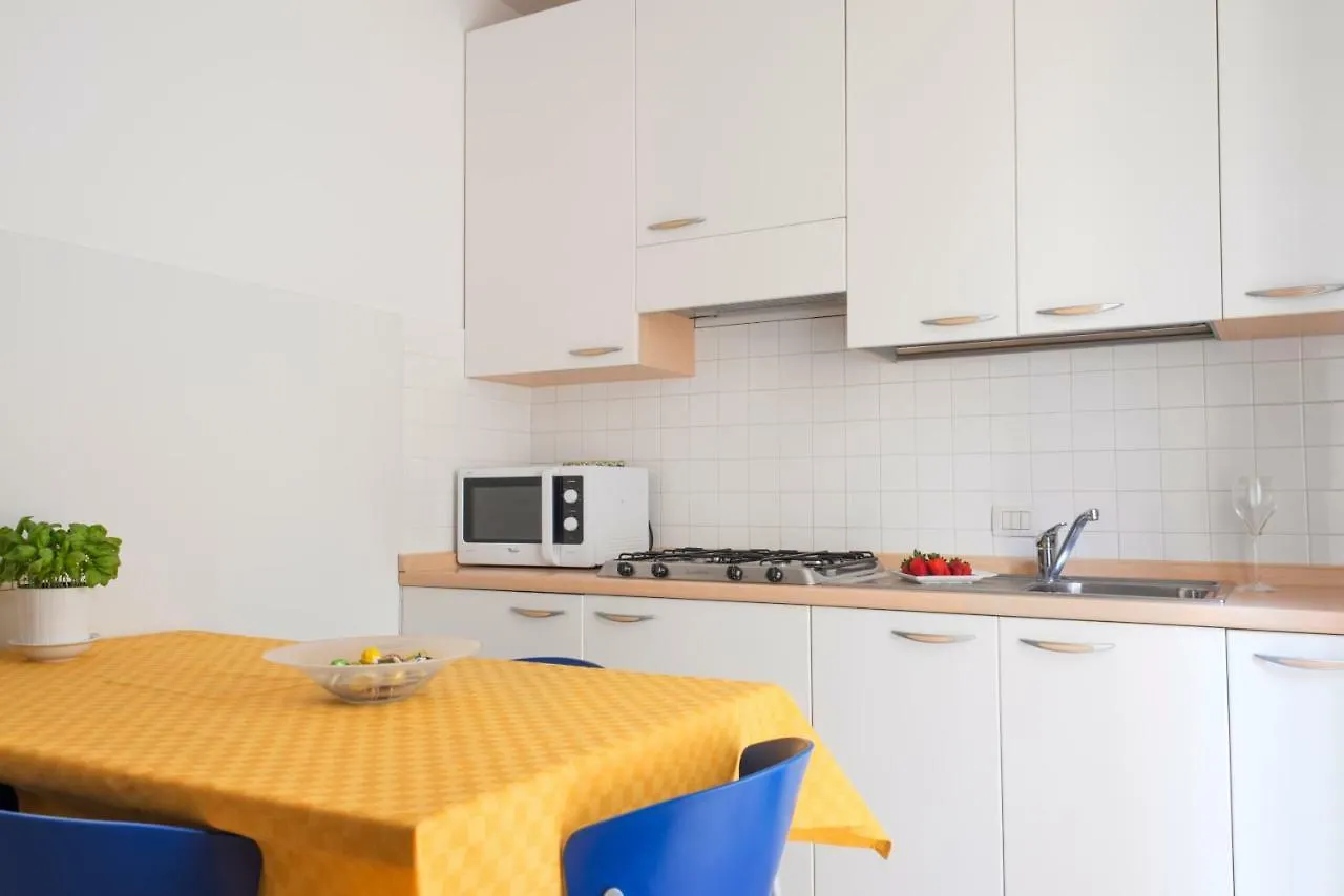 Casa Lucia Centro Apartment Deluxe Sottomarina 0*,
